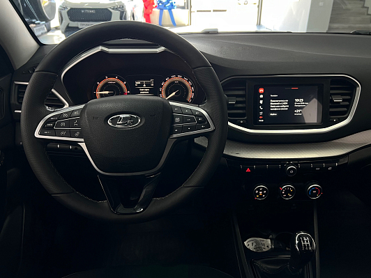 Lada (ВАЗ) Vesta, 2024 года, пробег 51700 км