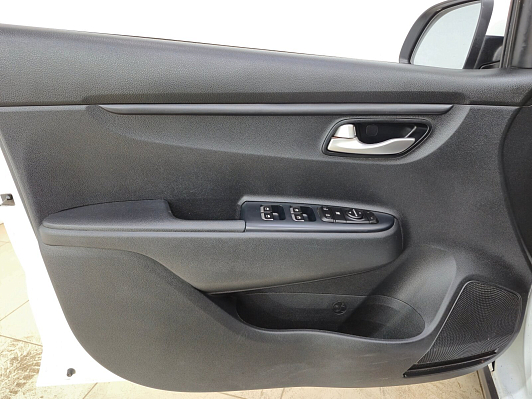 Kia Rio Comfort, 2019 года, пробег 61099 км
