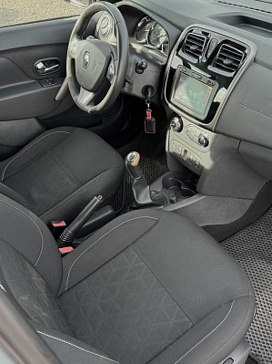 Renault Sandero, 2015 года, пробег 154950 км