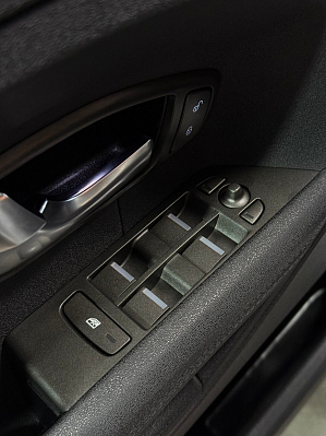 Land Rover Range Rover Evoque, 2013 года, пробег 180862 км