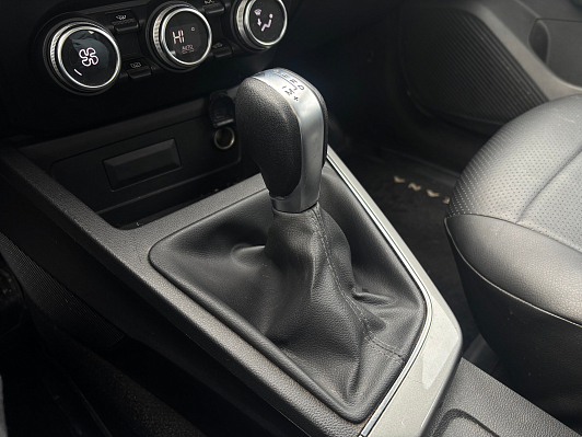 Renault Arkana Drive TCe 150, 2019 года, пробег 57865 км