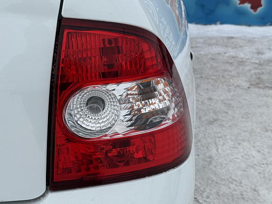 Lada (ВАЗ) Priora Люкс, 2013 года, пробег 143110 км