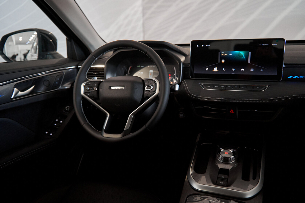 Haval Jolion Техно, черный