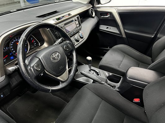 Toyota RAV4, 2012 года, пробег 162000 км