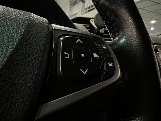 Toyota Camry Комфорт, 2017 года, пробег 145600 км