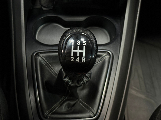 Lada (ВАЗ) Vesta Comfort, 2017 года, пробег 100600 км