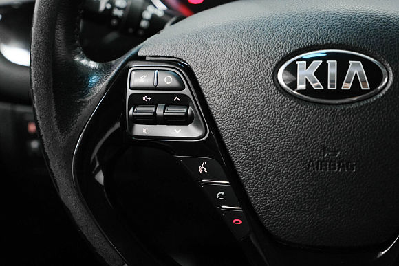Kia Ceed Luxe, 2014 года, пробег 99000 км