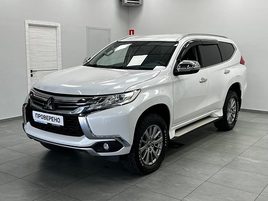 Mitsubishi Pajero Sport Instyle, 2019 года, пробег 203000 км