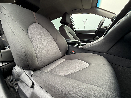 Toyota Camry Элеганс Safety, 2019 года, пробег 128500 км