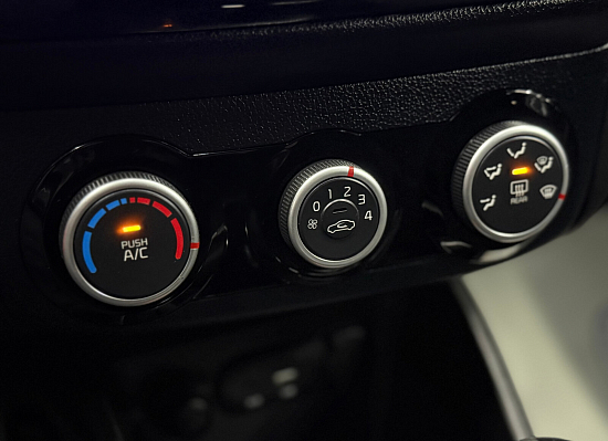 Kia Rio Comfort Аудио, 2015 года, пробег 133483 км