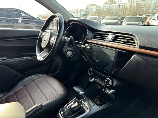 Kia Rio Luxe, 2019 года, пробег 95806 км