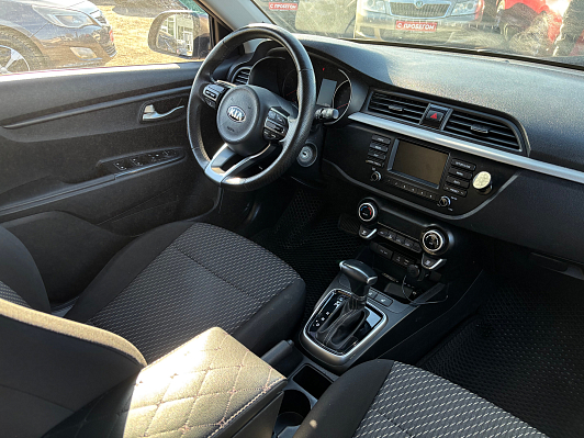 Kia Rio Luxe, 2019 года, пробег 113650 км