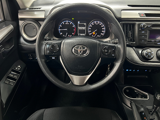 Toyota RAV4, 2017 года, пробег 165000 км