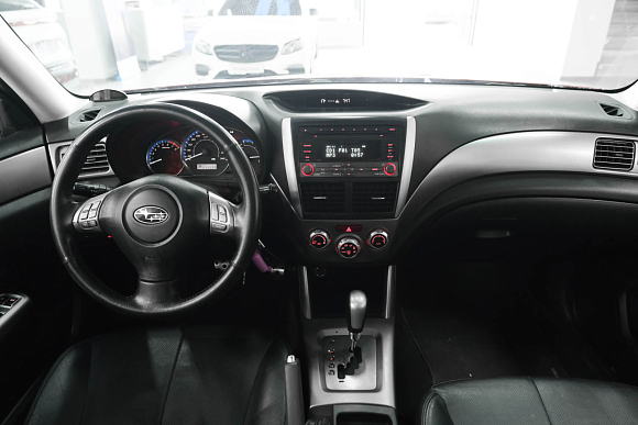 Subaru Forester 2.5XS (VR), 2010 года, пробег 234000 км