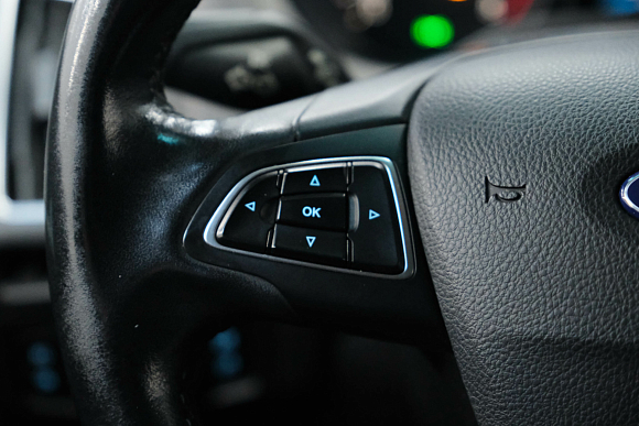 Ford Focus Titanium, 2017 года, пробег 87409 км