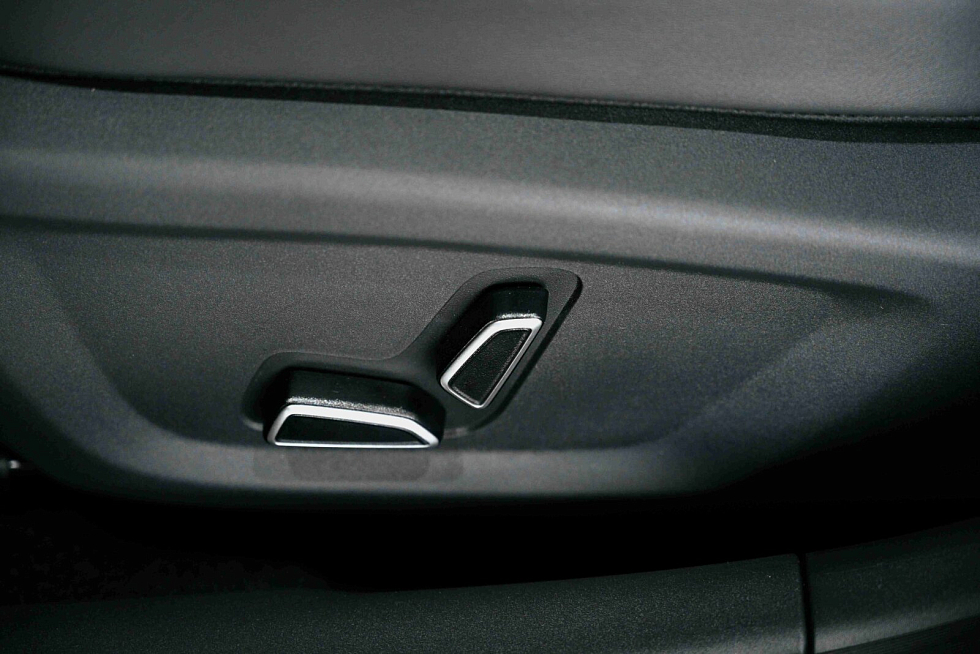 Changan UNI-V Tech, серый