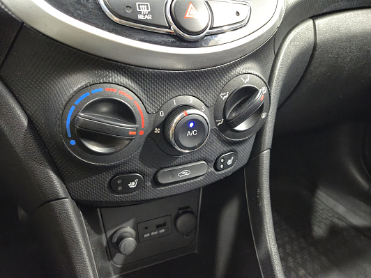 Hyundai Solaris Comfort, 2013 года, пробег 181513 км