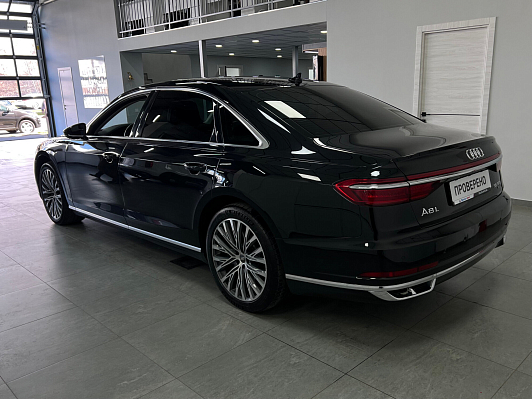 Audi A8 Business, 2018 года, пробег 240952 км