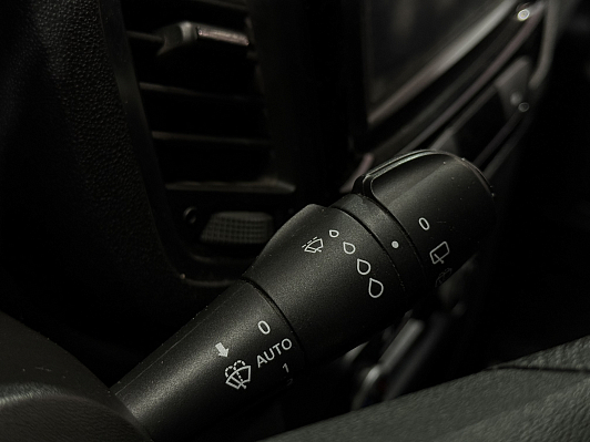 Lada (ВАЗ) XRAY Top Prestige (2015-2016), 2016 года, пробег 187000 км