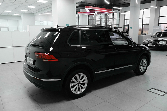 Volkswagen Tiguan Respect, 2020 года, пробег 146743 км