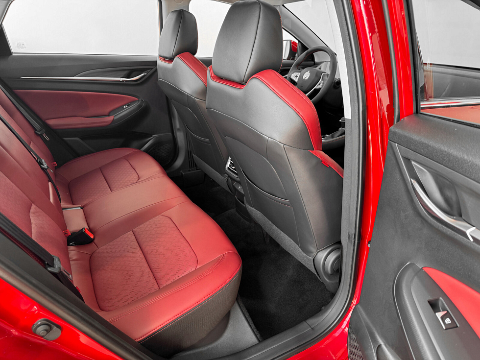 Changan Eado Plus Техно, красный