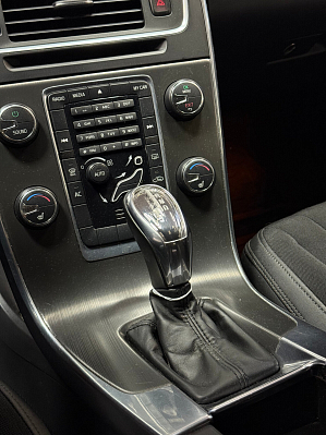 Volvo S60 Momentum, 2012 года, пробег 134000 км