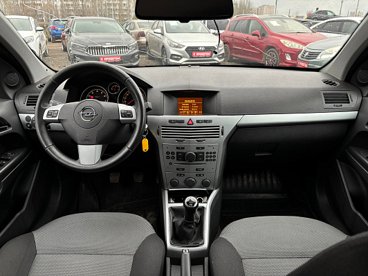 Opel Astra Enjoy, 2012 года, пробег 161680 км