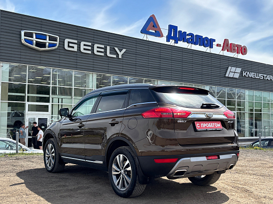 Geely Atlas Luxury, 2021 года, пробег 71600 км