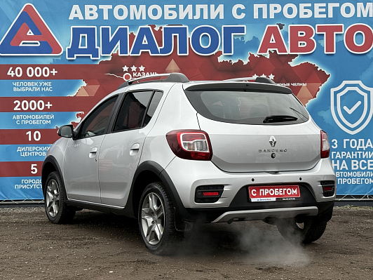 Renault Sandero Stepway Drive, 2020 года, пробег 96000 км