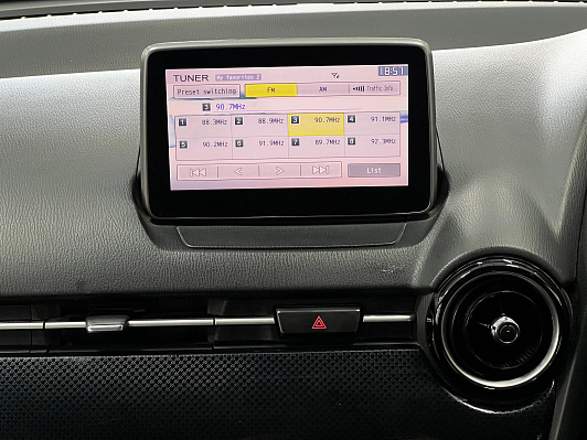 Mazda Demio, 2017 года, пробег 160177 км