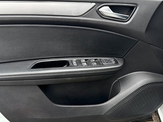 Renault Arkana Style, 2021 года, пробег 115400 км