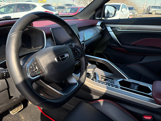 Geely Coolray Flagship, 2023 года, пробег 67381 км