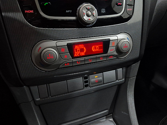 Ford Focus Ghia, 2011 года, пробег 215435 км