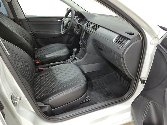 Skoda Rapid Hockey Edition Active, 2017 года, пробег 132059 км