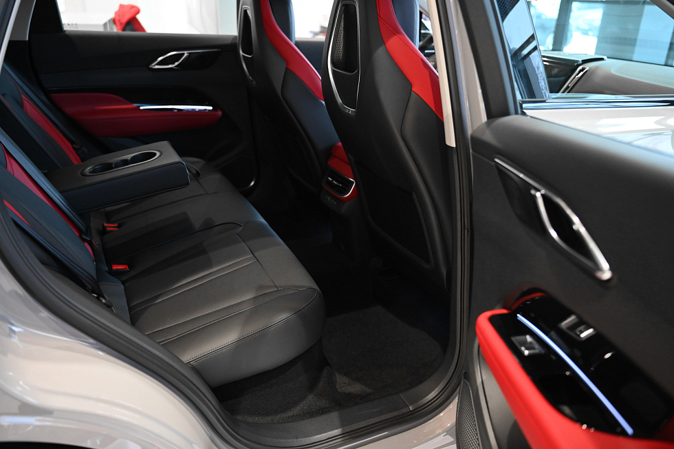 Hongqi HS3 Comfort, серый