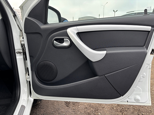 Lada (ВАЗ) Largus Luxe Prestige Glonass (5 мест) (2018-2019), 2020 года, пробег 95376 км