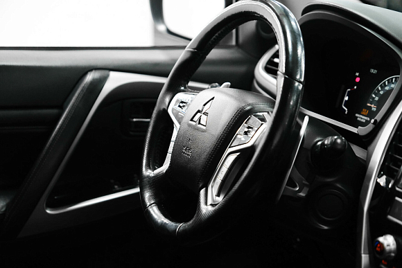 Mitsubishi Pajero Sport Instyle, 2021 года, пробег 97058 км