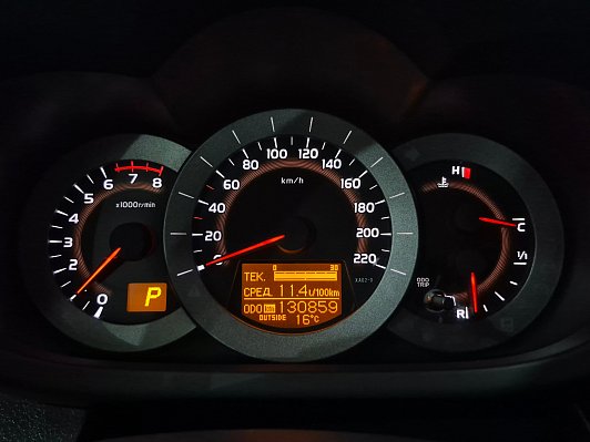 Toyota RAV4, 2010 года, пробег 130858 км