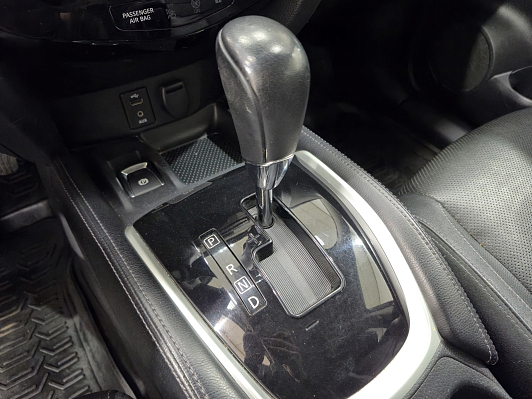 Nissan Qashqai LE Roof, 2015 года, пробег 114156 км
