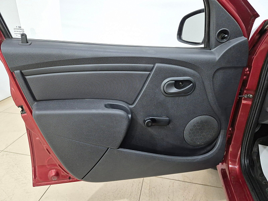 Renault Logan Authentique, 2010 года, пробег 141165 км