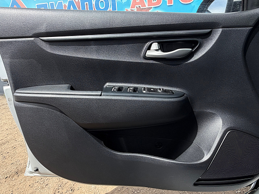 Kia Rio Comfort, 2020 года, пробег 100575 км