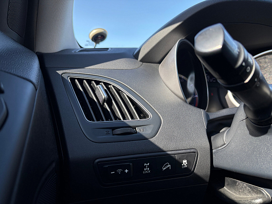 Hyundai ix35 Travel, 2015 года, пробег 136700 км