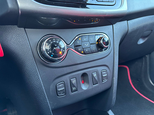 Renault Sandero Drive, 2019 года, пробег 74143 км