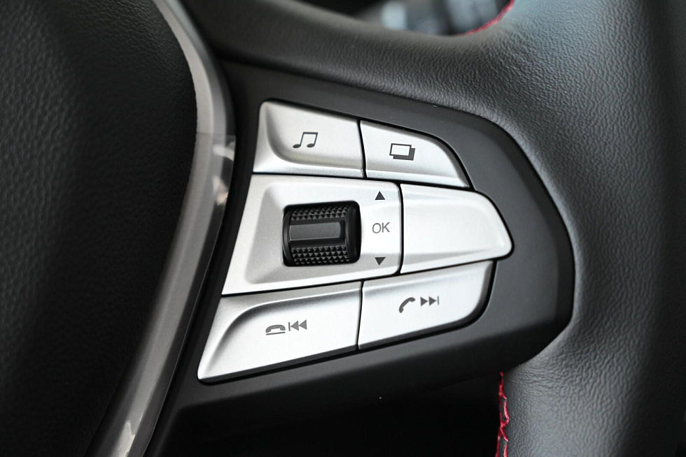 Changan Eado Plus Техно, серебряный