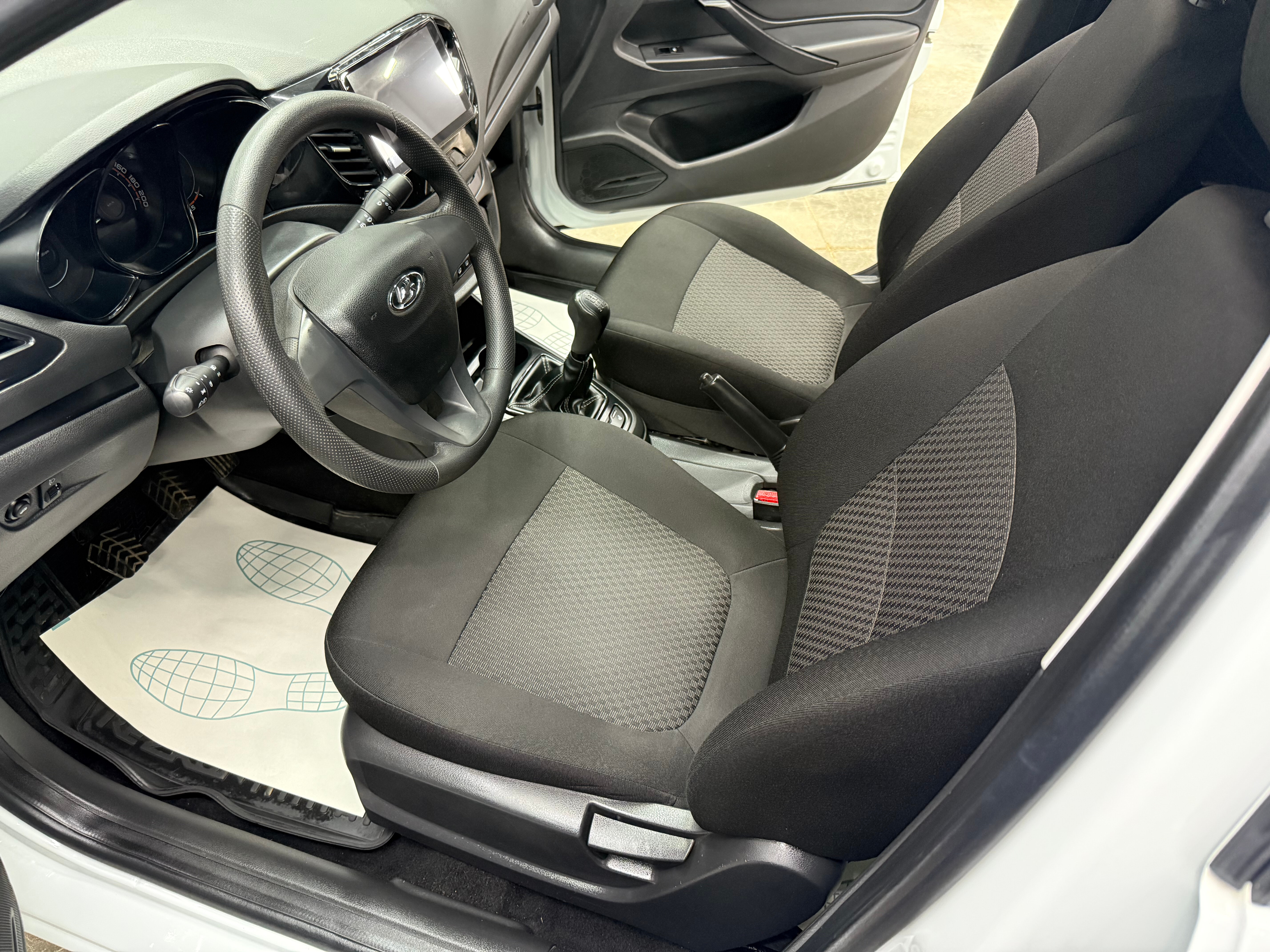 Lada (ВАЗ) Vesta Classic Start, 2018 года, пробег 109700 км