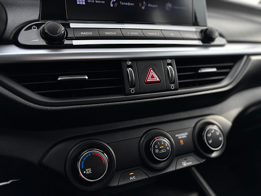 Kia Cerato Comfort, 2021 года, пробег 72389 км