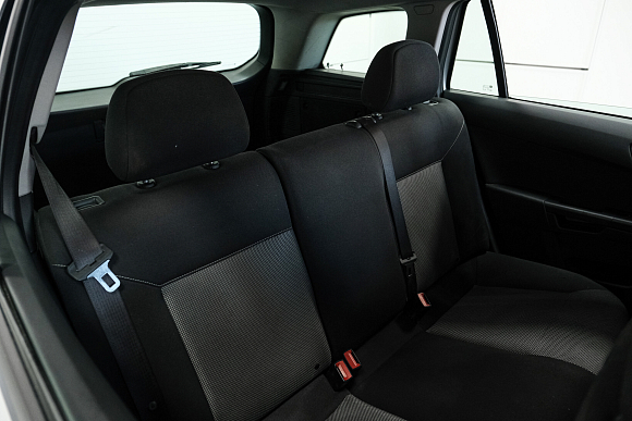 Opel Astra, 2014 года, пробег 188378 км