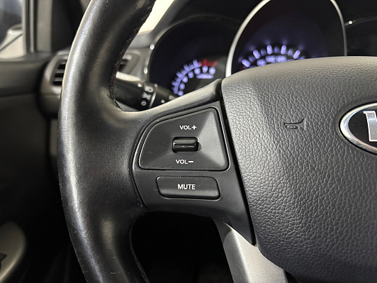 Kia Rio Luxe, 2014 года, пробег 77706 км