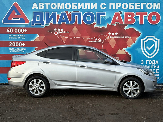 Hyundai Solaris Family, 2011 года, пробег 190000 км