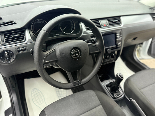 Skoda Rapid Hockey Edition Active, 2019 года, пробег 93860 км